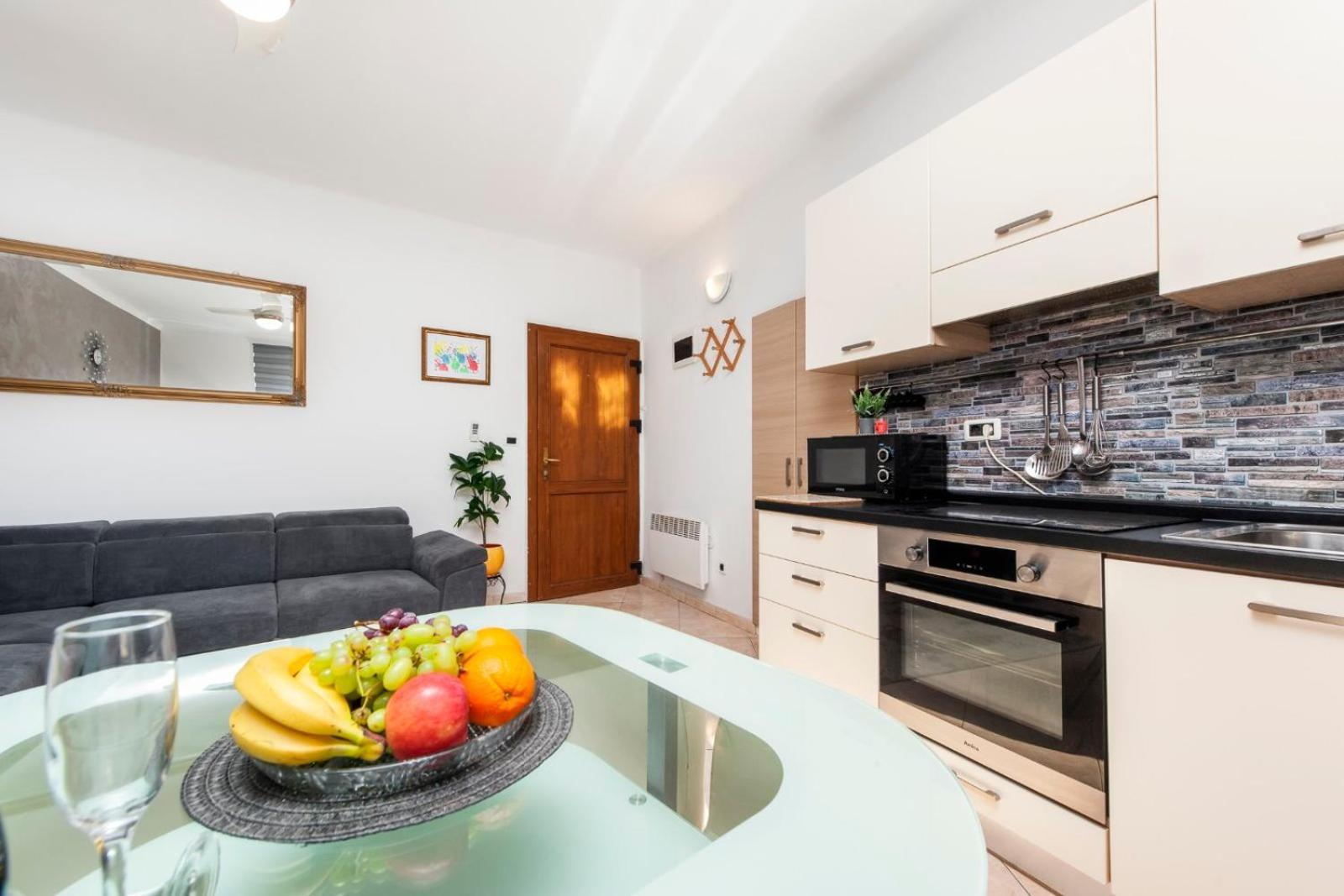 רוביני Apartment Rogic מראה חיצוני תמונה